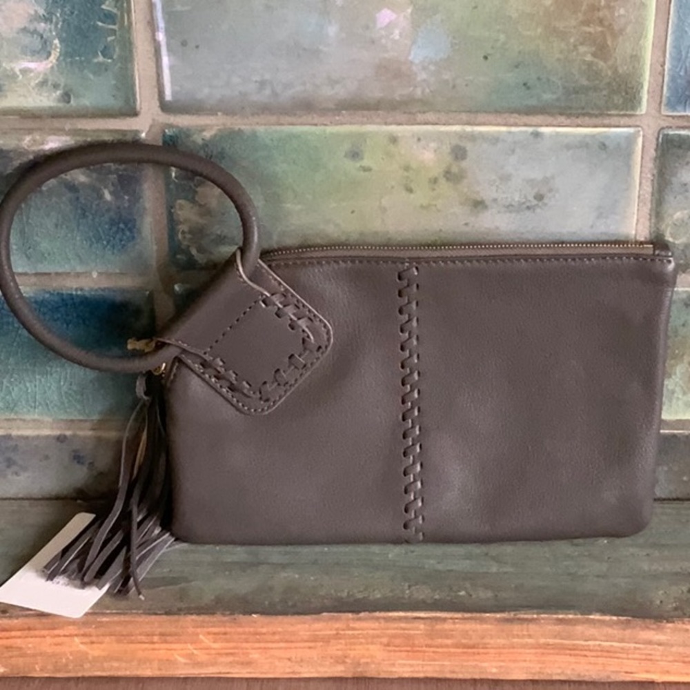 Hobo Sable clutch, Slate